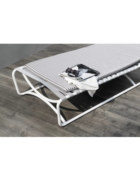 InOut 884 Outdoor Sunbed