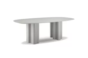 Teatro Magico Table 2