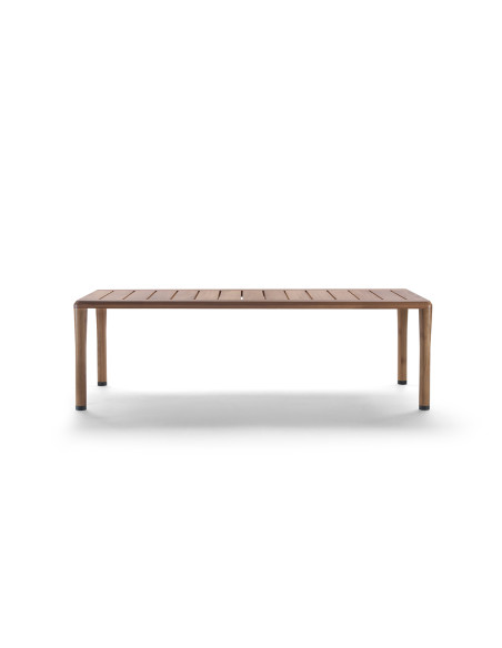 Kobo Outdoor Table