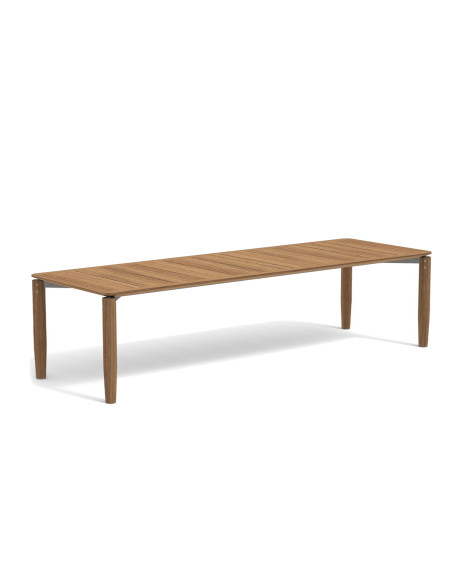 Levante Outdoor Table