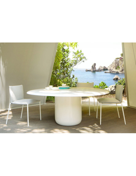 Gon Outdoor Table
