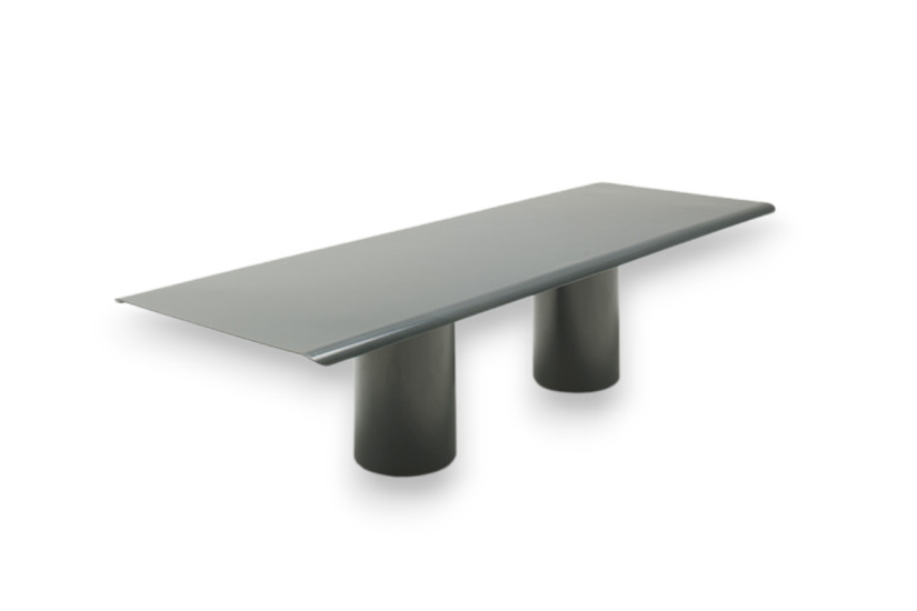 Gon Outdoor Table