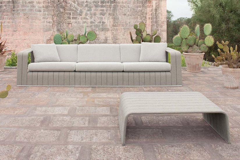 Frame Outdoor Side Table