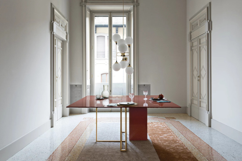 Plinto Table