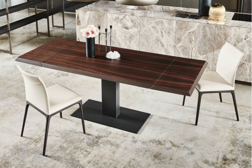 Elvis Wood Drive Extendable Table