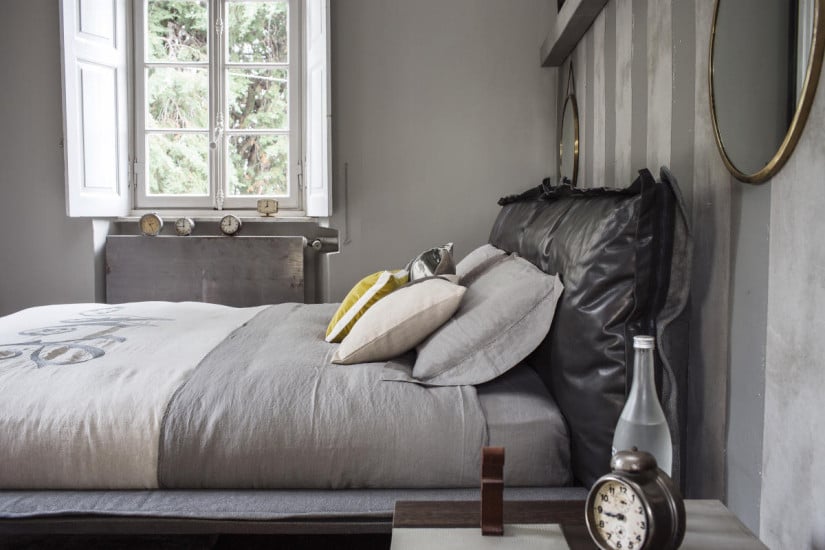 Auto-Reverse Dream Bed