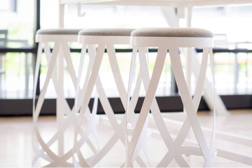 Sgabello Ribbon - Cappellini | Prezzi e Catalogo Online