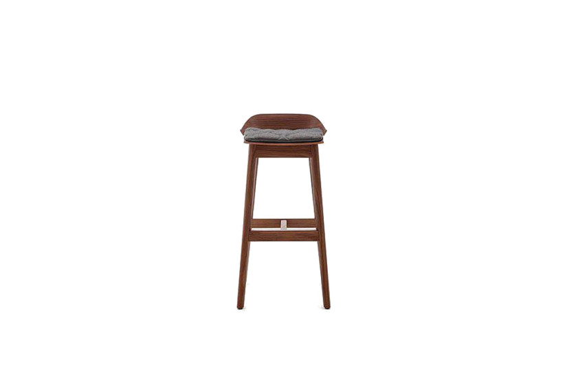 Rolf Benz 650 Stool | Online Shop