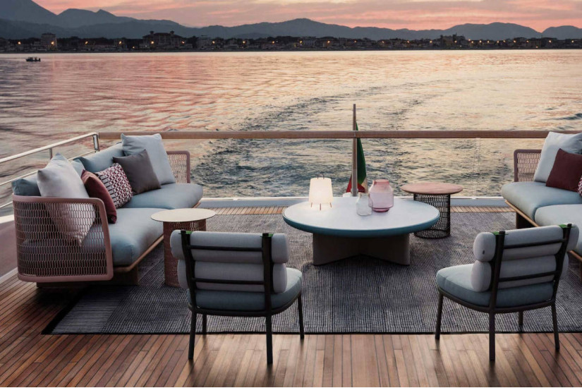 Mesh outdoor Sofa Kettal - 4