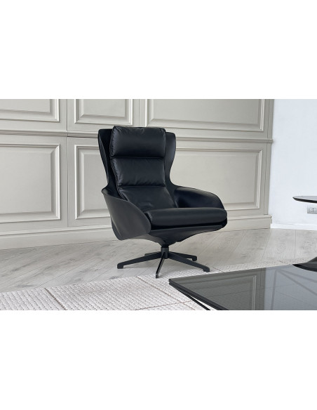 Cab Lounge Black Leather Armchair  (Expo Offer) Cassina - 2