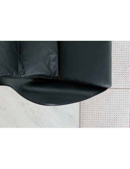 Cab Lounge Black Leather Armchair  (Expo Offer) Cassina - 4