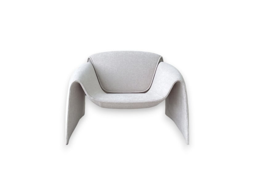 Le Club Sand Colored Armchair (Expo Offer) Poliform - 7