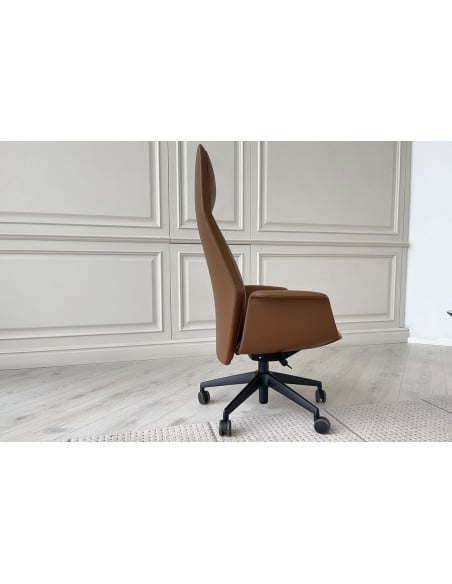 Downtown Cognac Leather Armchair (Expo Offer) Poltrona Frau - 3