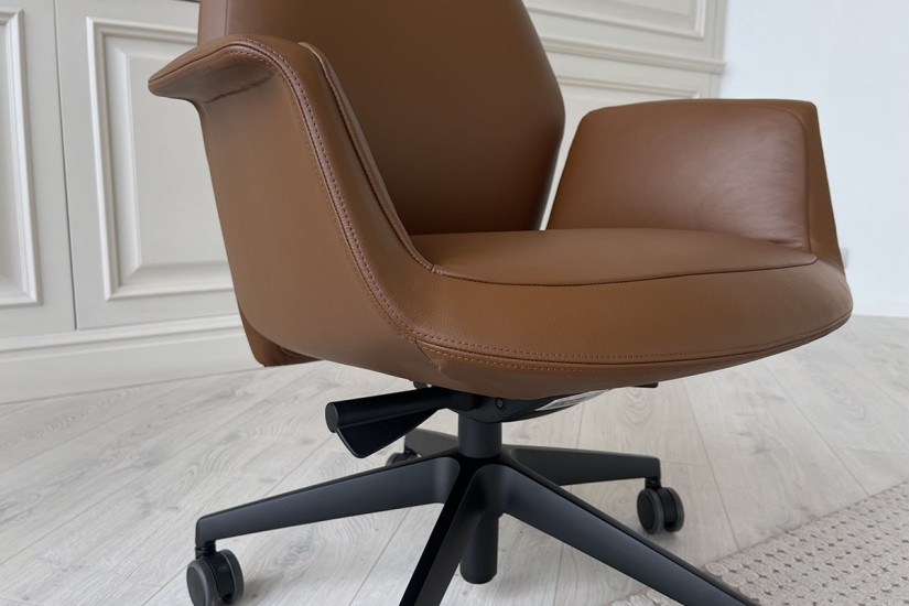 Downtown Cognac Leather Armchair (Expo Offer) Poltrona Frau - 4
