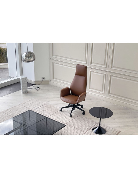 Downtown Cognac Leather Armchair (Expo Offer) Poltrona Frau - 5