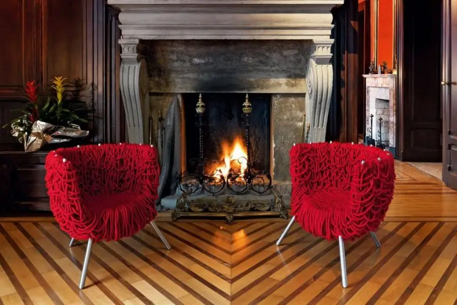 alt1_potrona-vermelha-87-1403690980