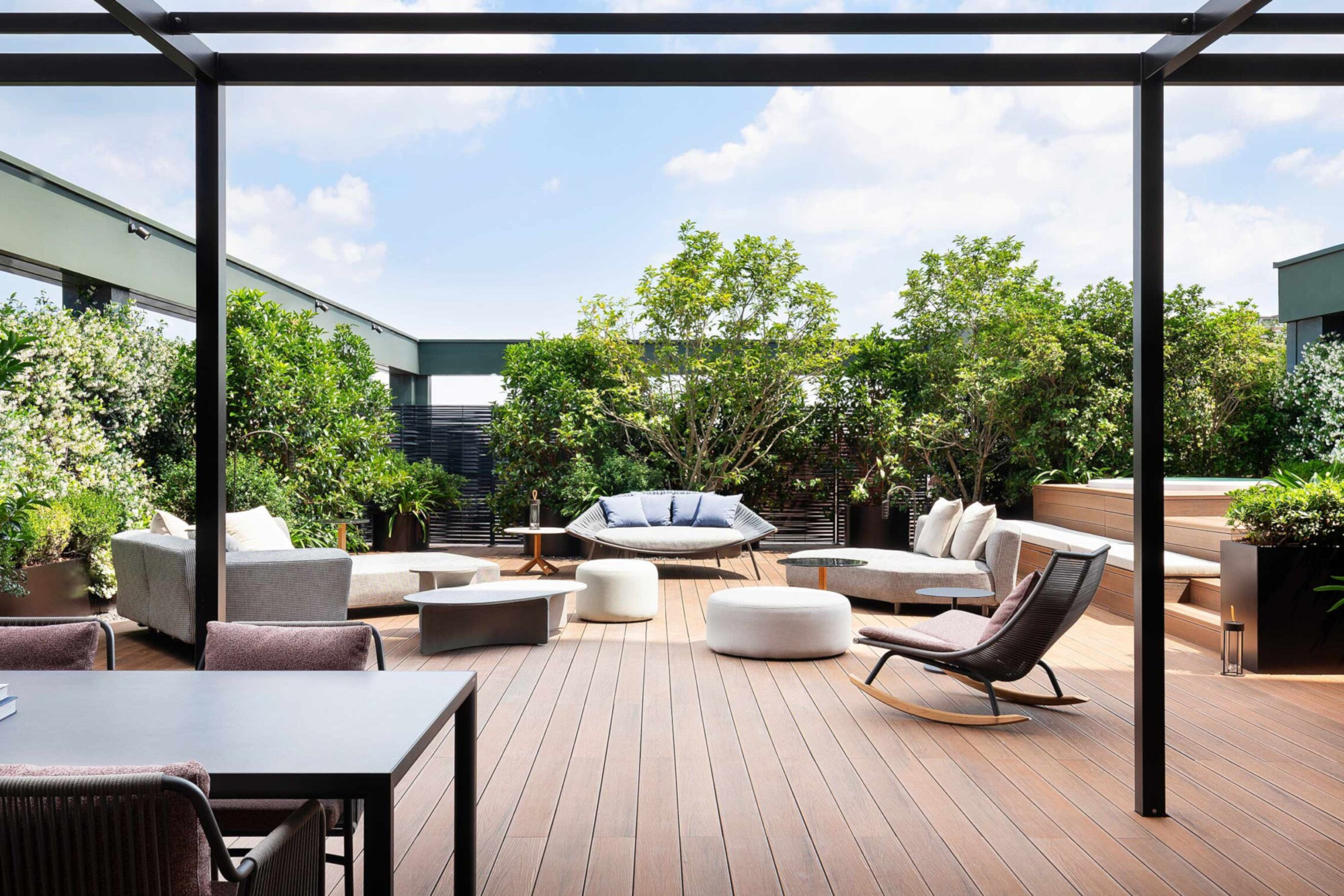 Lettino per esterno Arena by Roda