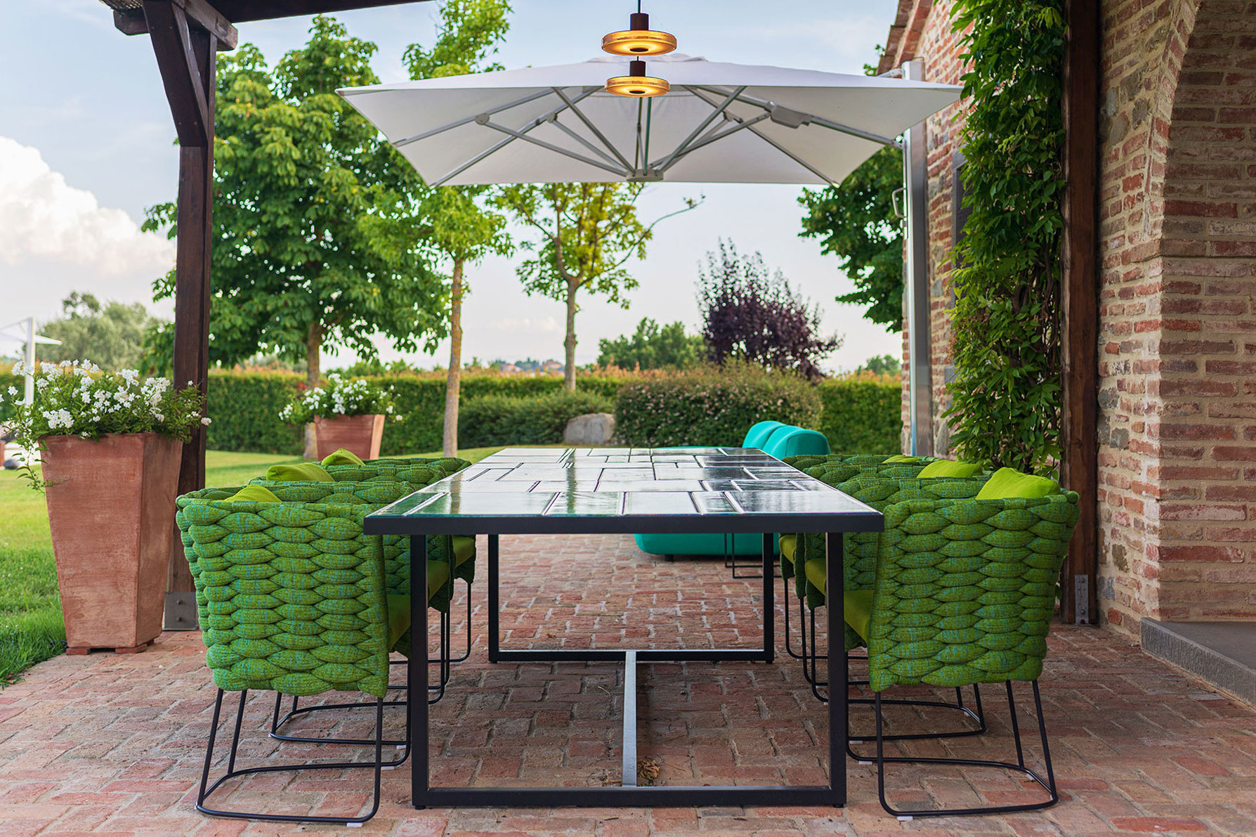 Tavolo Sciara by Paola Lenti